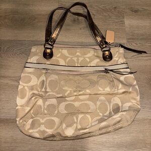 Vintage Coach Shoulder Bag